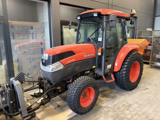 Kommunaltraktor Kubota L5040, EZ 11/2016